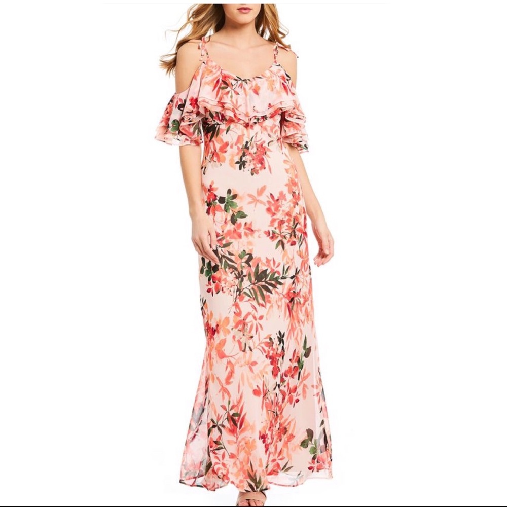 NWT Calvin Klein Flounce Cold Shoulder Maxi floral